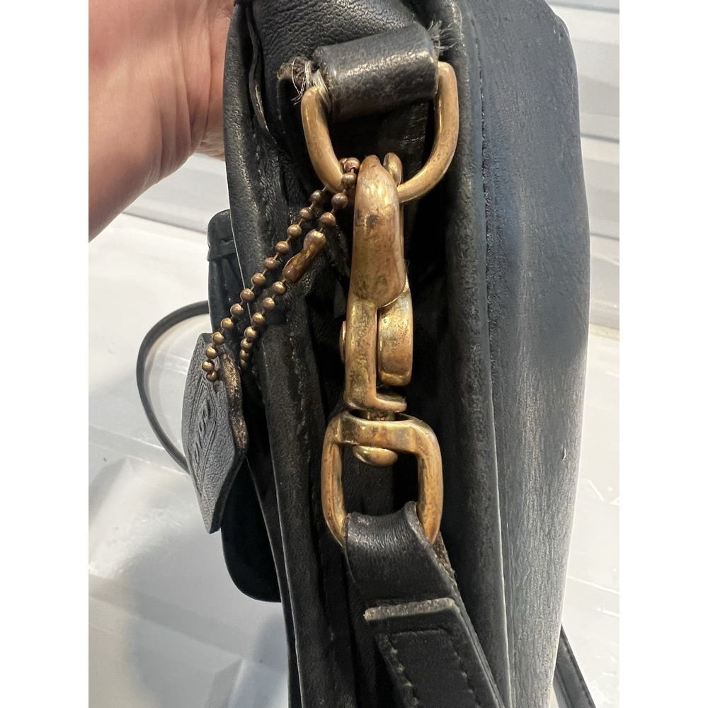Classic Black Leather Crossbody Satchel - Picture 5 of 13